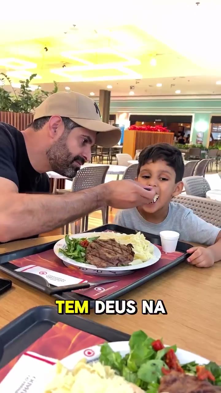 Vlog em destaque da Família Dourado